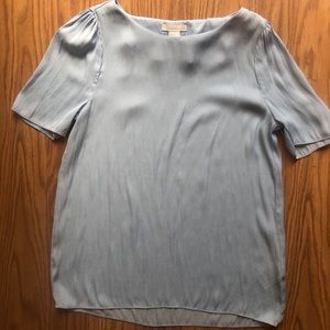 🎉5/$25!!!! 🎉
[H&M] light blue shirt